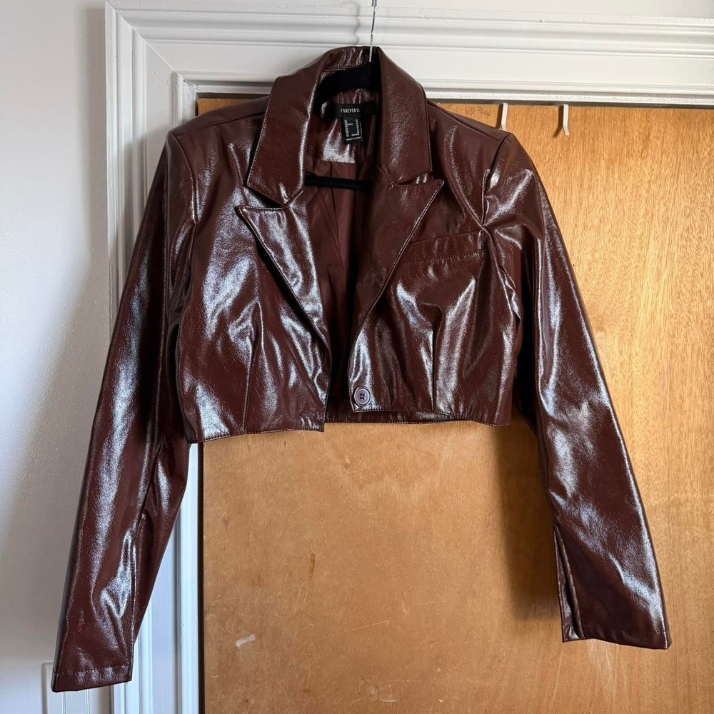 Forever 21 Brown Patent Faux Leather Cropped Blazer Jacket Size Medium Y2K